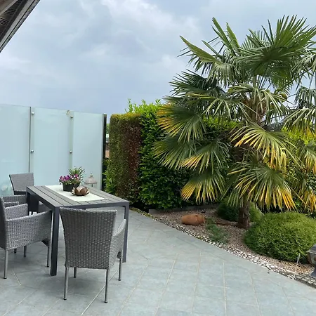 Mit Garten Am Niederrhein 弗尔德